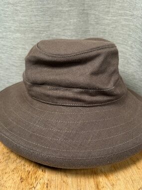 Tilley TH8 Hemp Hat Brown Canvas Made in Canada Hiking Brim Sun Hat Unisex Small